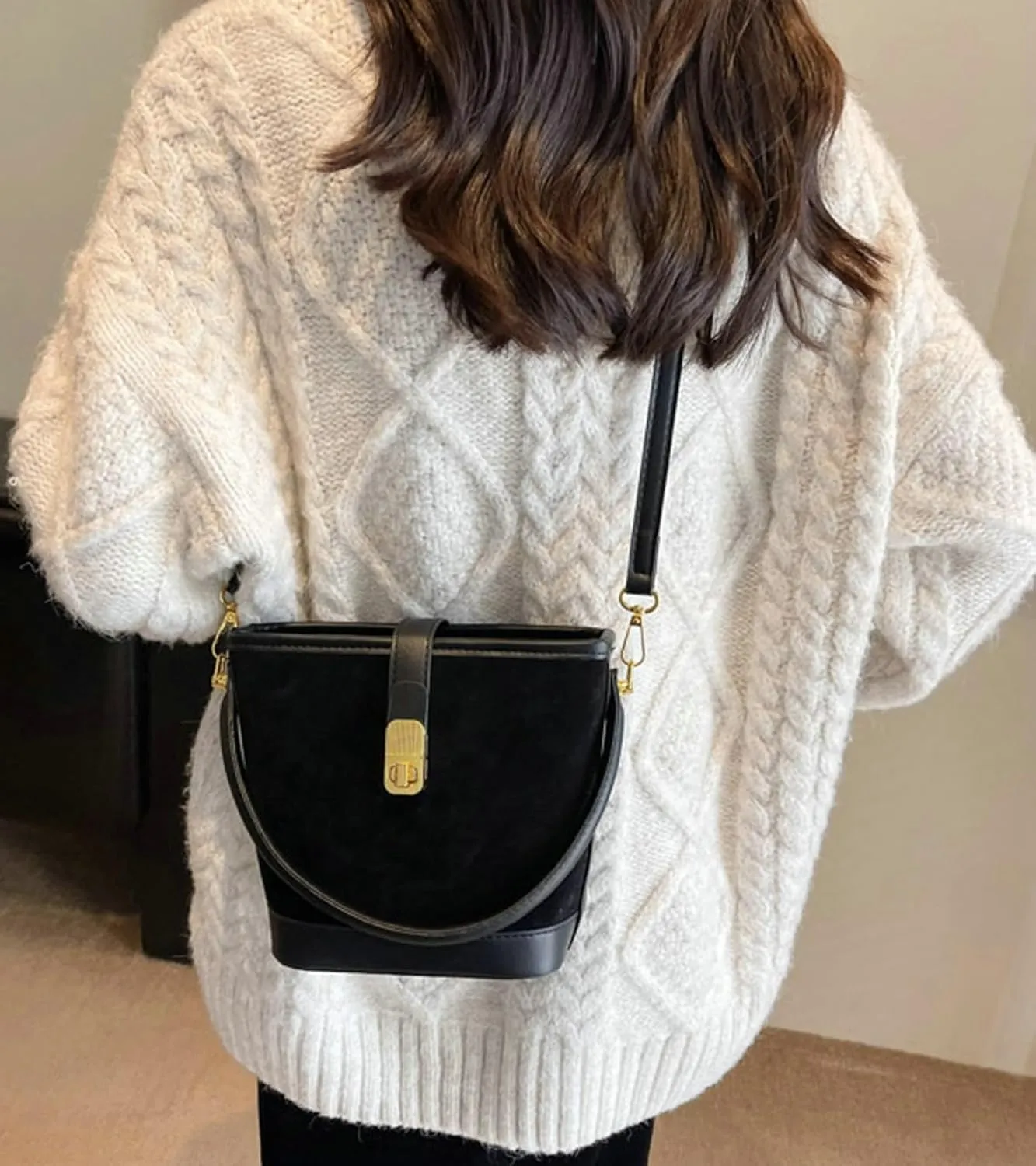 Brown Suede Buckle Bags for Women Small Bucket Purse Trendy Suede Shoulder Bag Suede Crossbody Purse