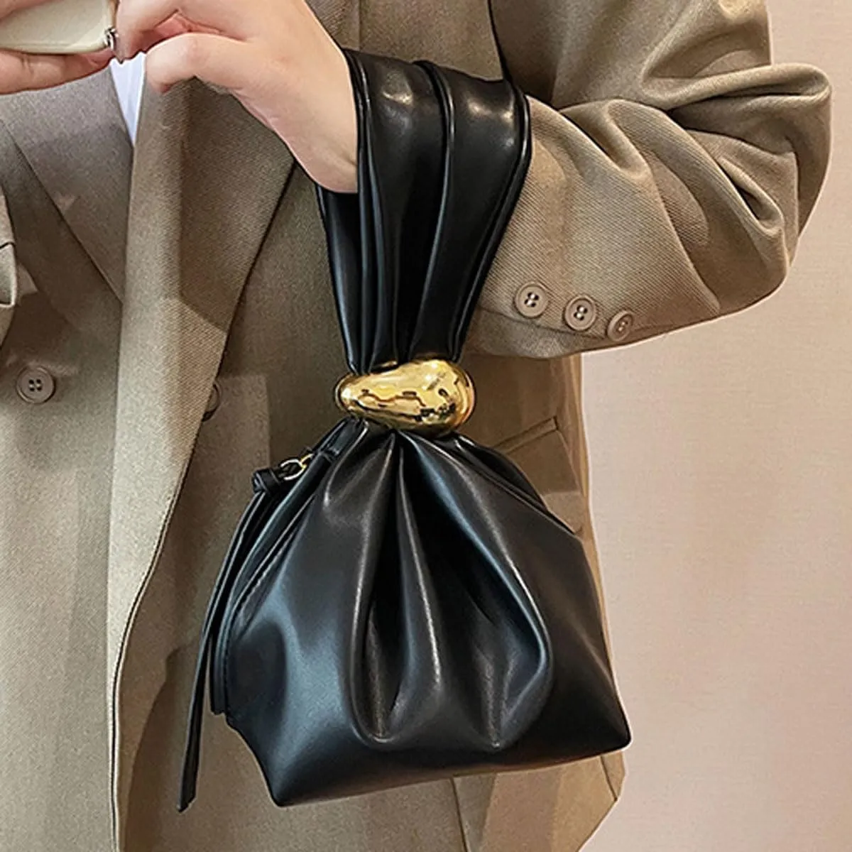 Chic Wristlet Purse Leather Handbag for Women Girl Metal Knot Party Clutch Zipper Mini Bucket Bags, Black