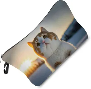 Chubby Cat Makeup Bag Kitten Organizer Zipper Pouch Cat In The Snow Cosmetic Bag Adorable Kitty Present for Cat Lovers Cat Mom Women Friends