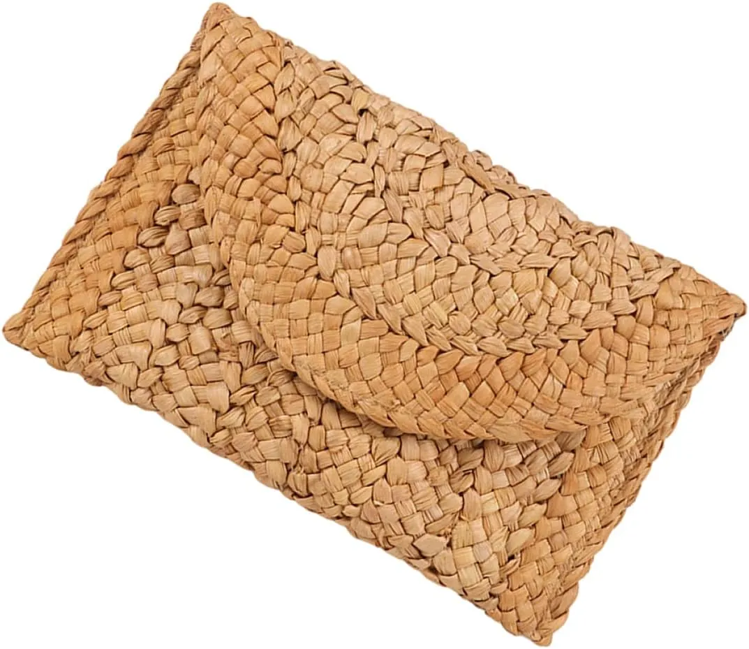 Lightweight Straw Clutch Bag for Women Seaside Purse Stylish Beach Accessory for Night out Essentials Durable