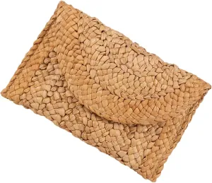 Lightweight Straw Clutch Bag for Women Seaside Purse Stylish Beach Accessory for Night out Essentials Durable