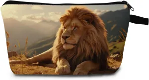 Majestic Lion Print Cosmetic Bag Regal Holiday & Birthday Gift Idea Travel Makeup Organizer with Zipper Stylish Toiletry Pouch for Adults