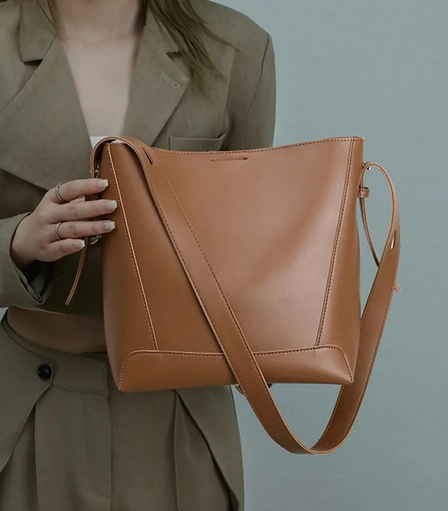 Vegan Leather Bucket Bags for Women Stylish Crossbody Bags Travel Tote Shoulder Bag Large Handbag Purse
