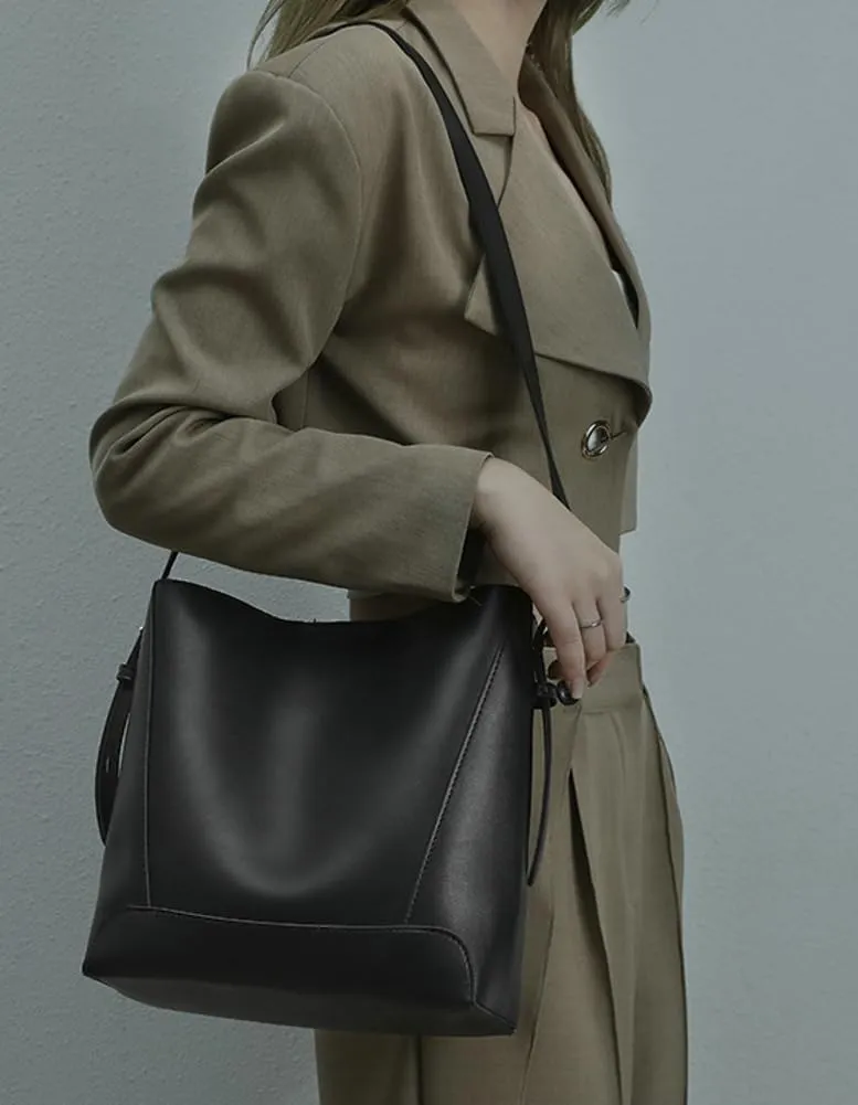 Vegan Leather Bucket Bags for Women Stylish Crossbody Bags Travel Tote Shoulder Bag Large Handbag Purse