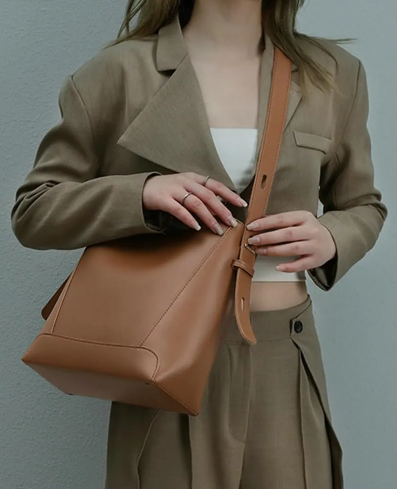 Vegan Leather Bucket Bags for Women Stylish Crossbody Bags Travel Tote Shoulder Bag Large Handbag Purse